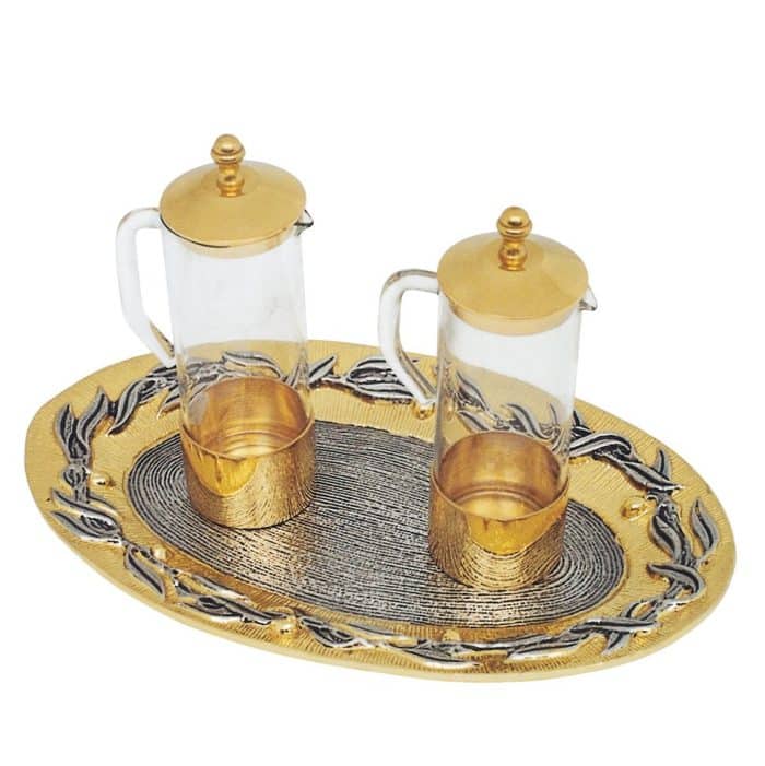 带鹿图案的酒水壶 Catholic religious art