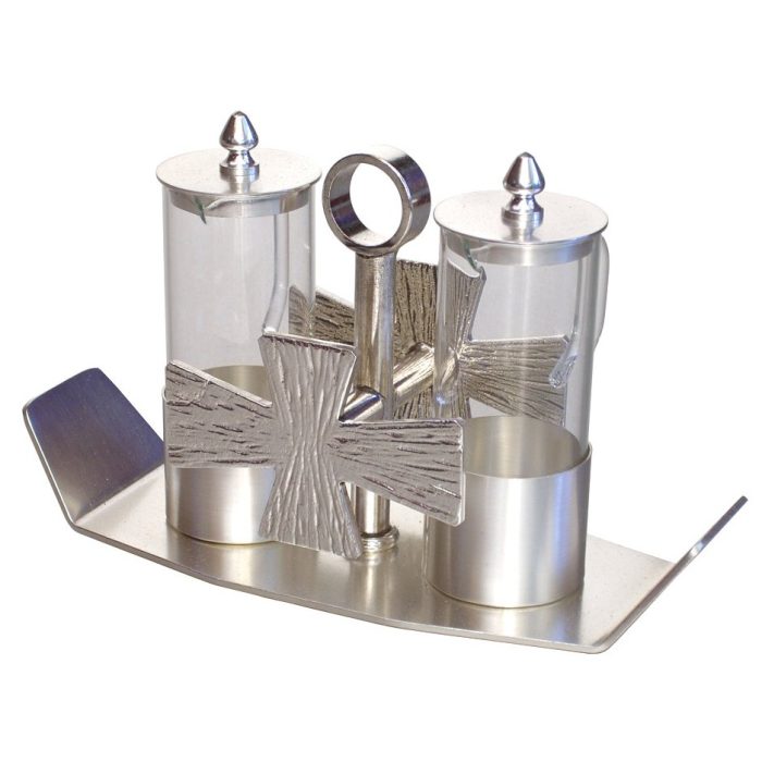 带十字架的酒水壶 Catholic religious art