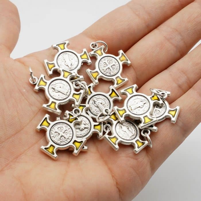 DIY十字架-圣本笃方形+锌合金+黄色珐琅-2.0cm Catholic religious art