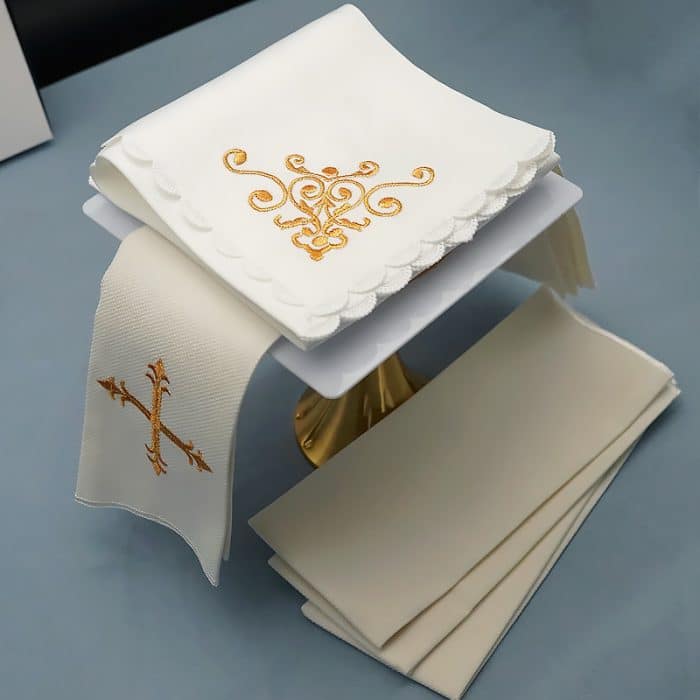 祭台用九折布套装 - 三位一体与十字架符号 Catholic religious art