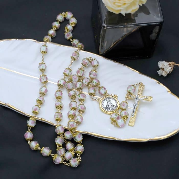 玫瑰念珠-白色琉璃内花金色配件原创-10mm珠 Catholic religious art