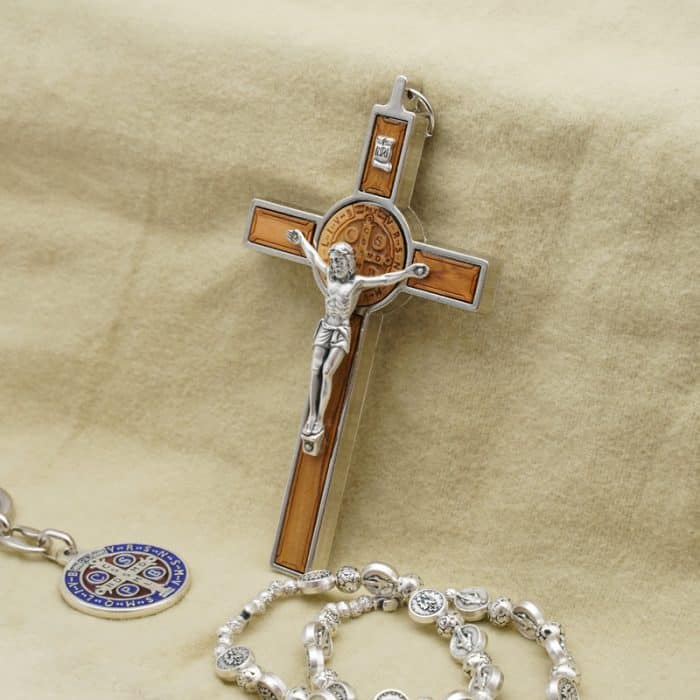 合金圣本笃十字架带圣牌橄榄木制银色-13x7cm Catholic religious art