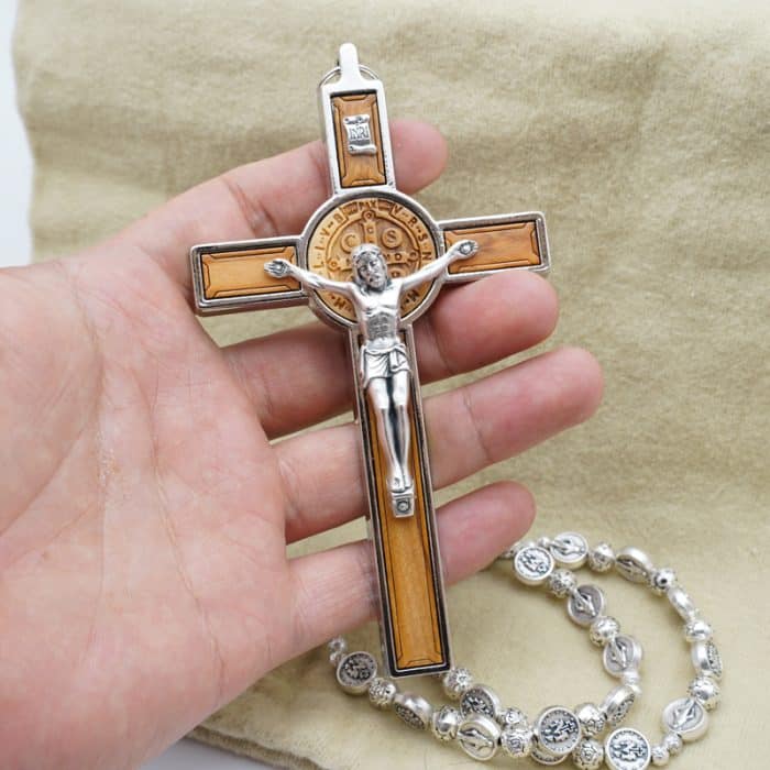 合金圣本笃十字架带圣牌橄榄木制银色-13x7cm Catholic religious art