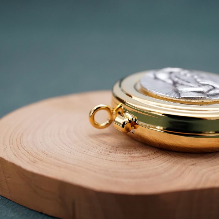 【现货】便携圣体盒- 双手图案-直径5cm Catholic religious art