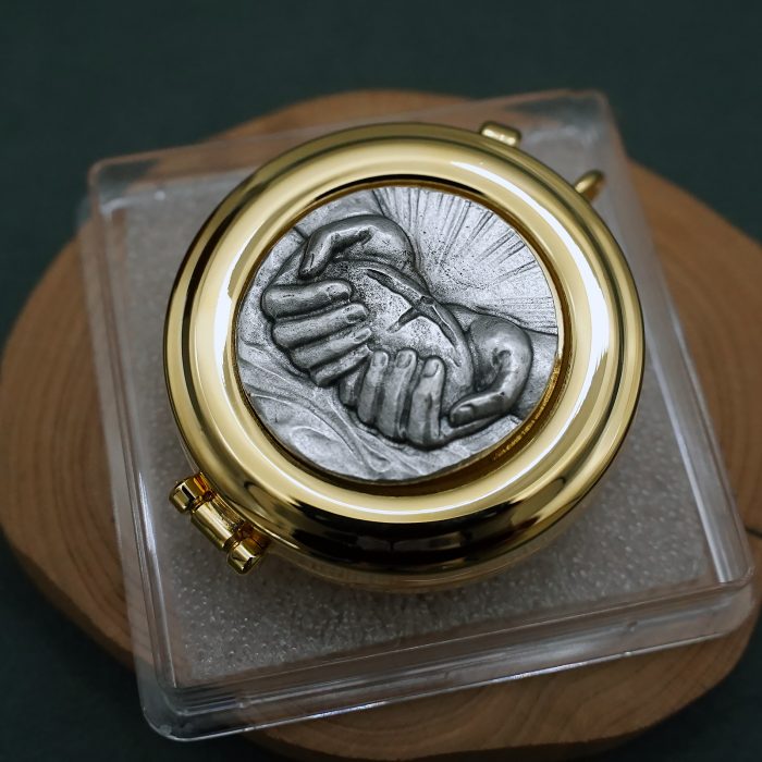 【现货】便携圣体盒- 双手图案-直径5cm Catholic religious art