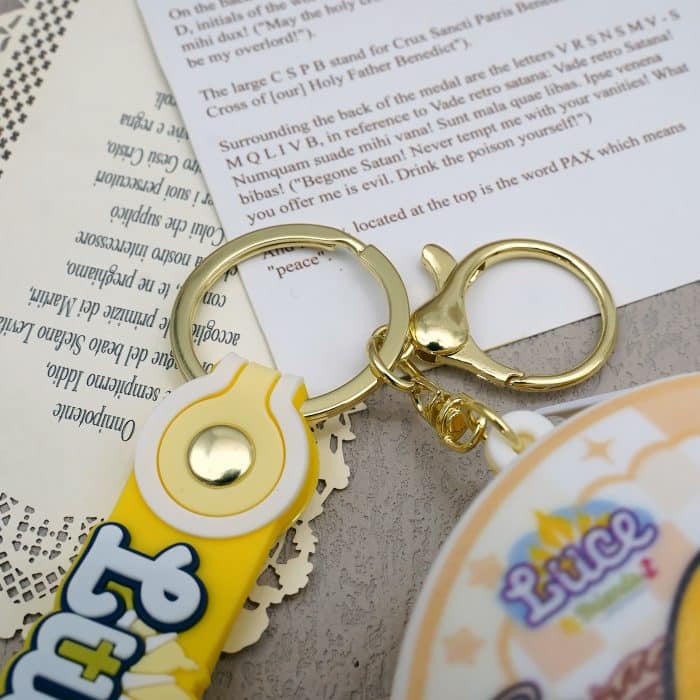 2025禧年-黄色橡胶圆形念珠包挂件8cm Catholic religious art