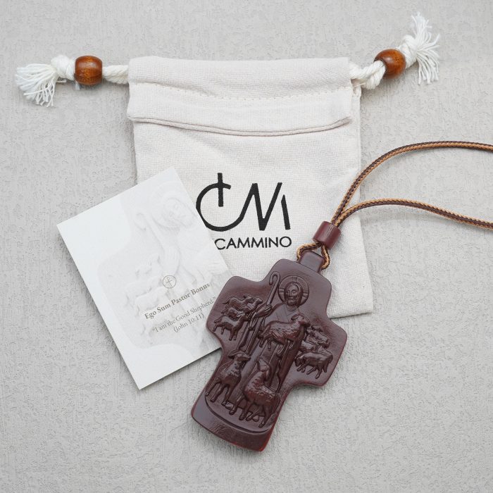 项链十字架-耶稣善牧-紫檀（带绳）-7x5cm送收纳包 Catholic religious art