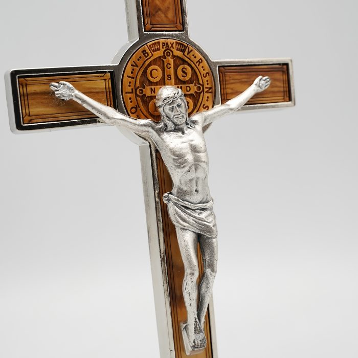 合金圣本笃十字架带圣牌橄榄木带底座-21x10cm Catholic religious art