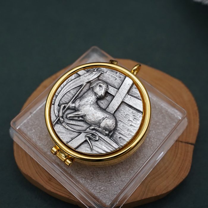 【现货】便携圣体盒-羔羊图案-直径5cm Catholic religious art