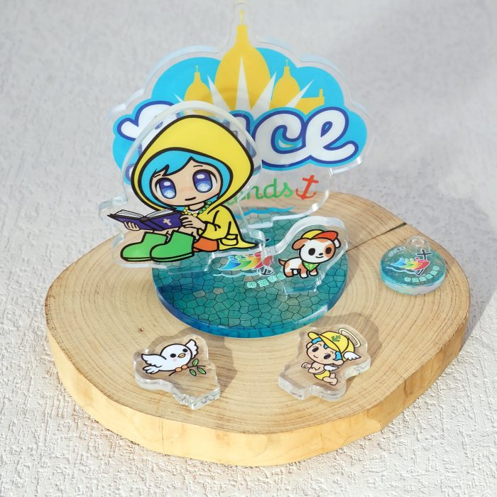 摆台-2025禧年-亚克力-黄衣看书吉祥物-14cm Catholic religious art