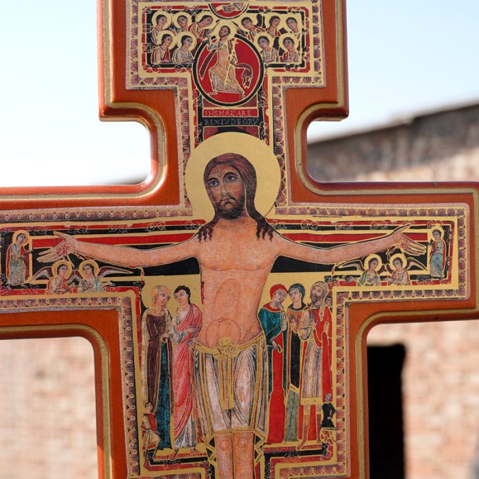 圣达勉十字架木制-带底座-28x19cm Catholic religious art