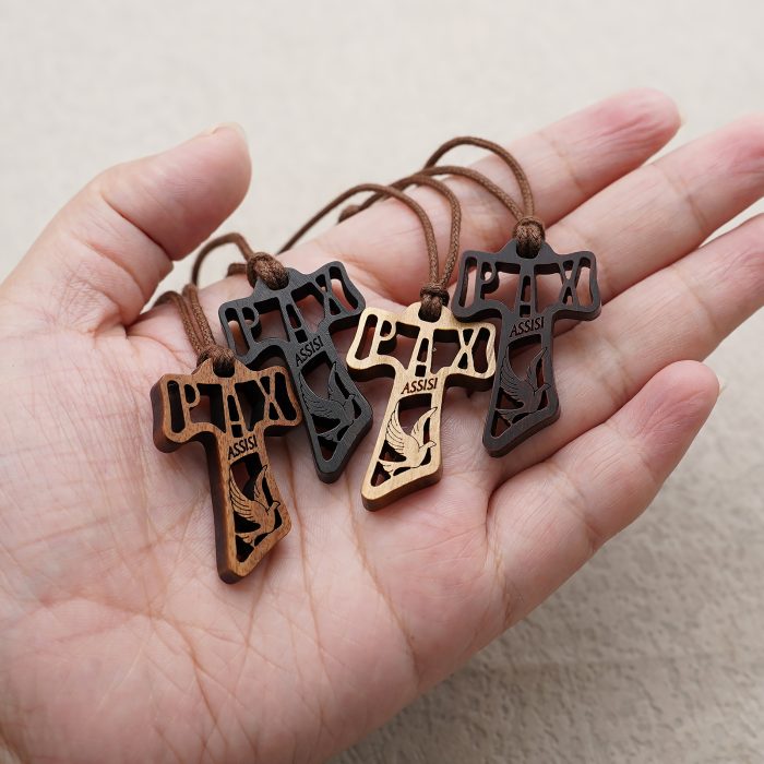 TAU十字架-镂空-圣方济各-黑檀紫檀橄榄木花梨木-3.7x2.4cm Catholic religious art