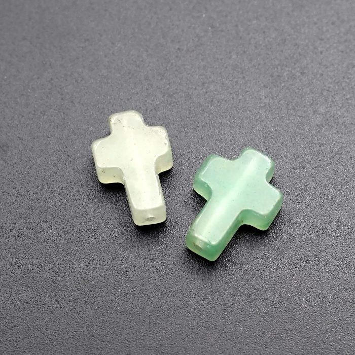 DIY双通-十字架-绿东陵-1.6x1.2cm Catholic religious art