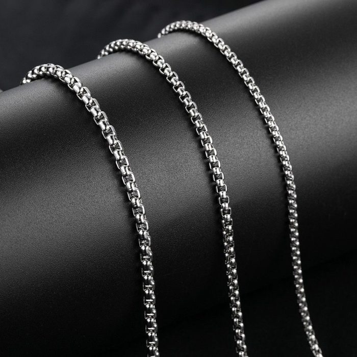 3.0银色方珍珠钛钢链 Catholic religious art