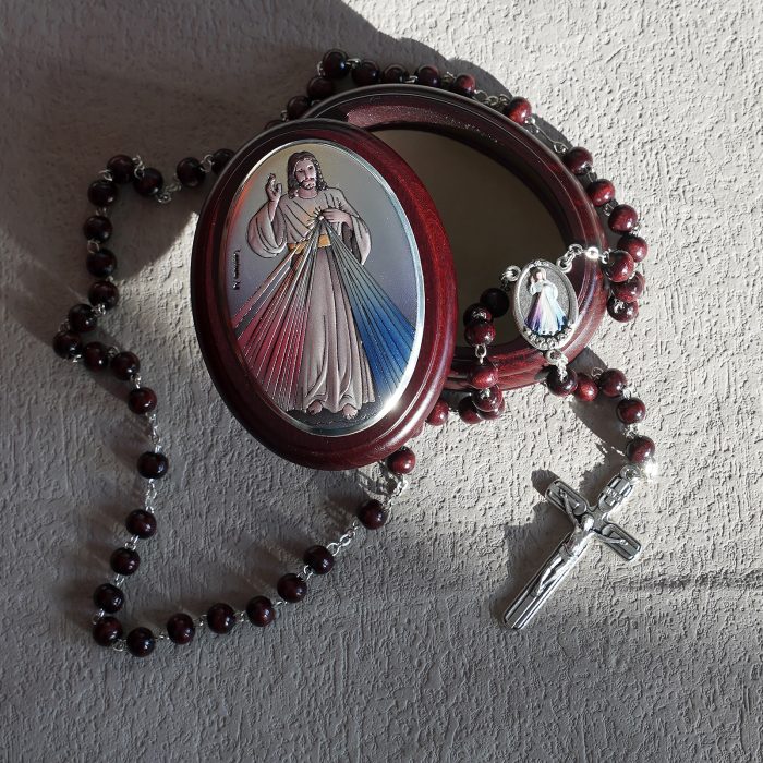 玫瑰念珠-紫檀套装-上主慈悲-彩色-925银浮雕像-带盒 Catholic religious art