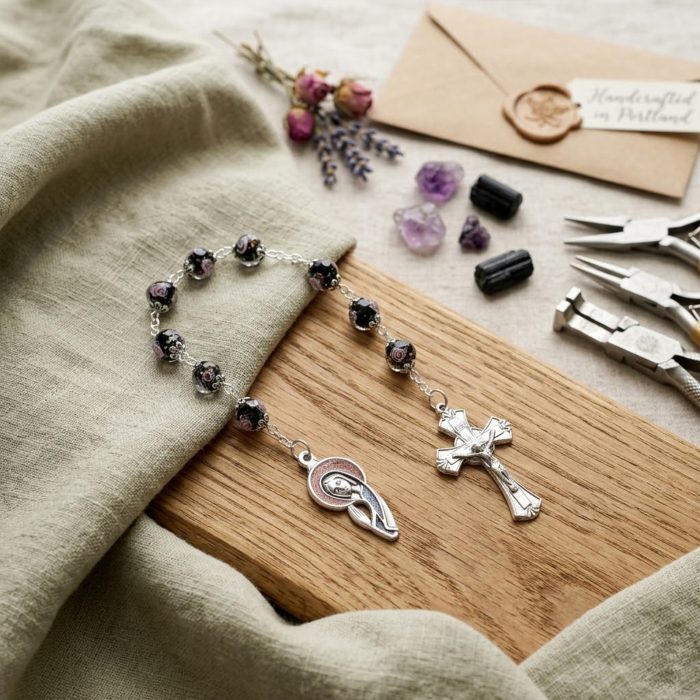 9-Bead Chaplet - Our Lady (Praying Hands) - Enamel Pendant - Black Glass Beads - 10mm Catholic religious art