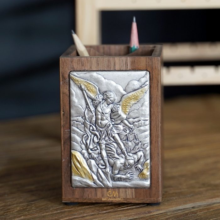 笔筒-浮雕圣像-总领天使-胡桃木特制纪念款-11x7.5x7.5cm Catholic religious art