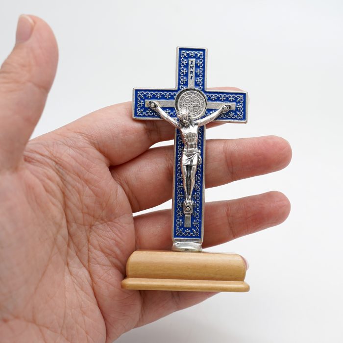 十字架-圣本笃-蓝色带装饰图案-镀银-带底座-9.3x4.5cm Catholic religious art